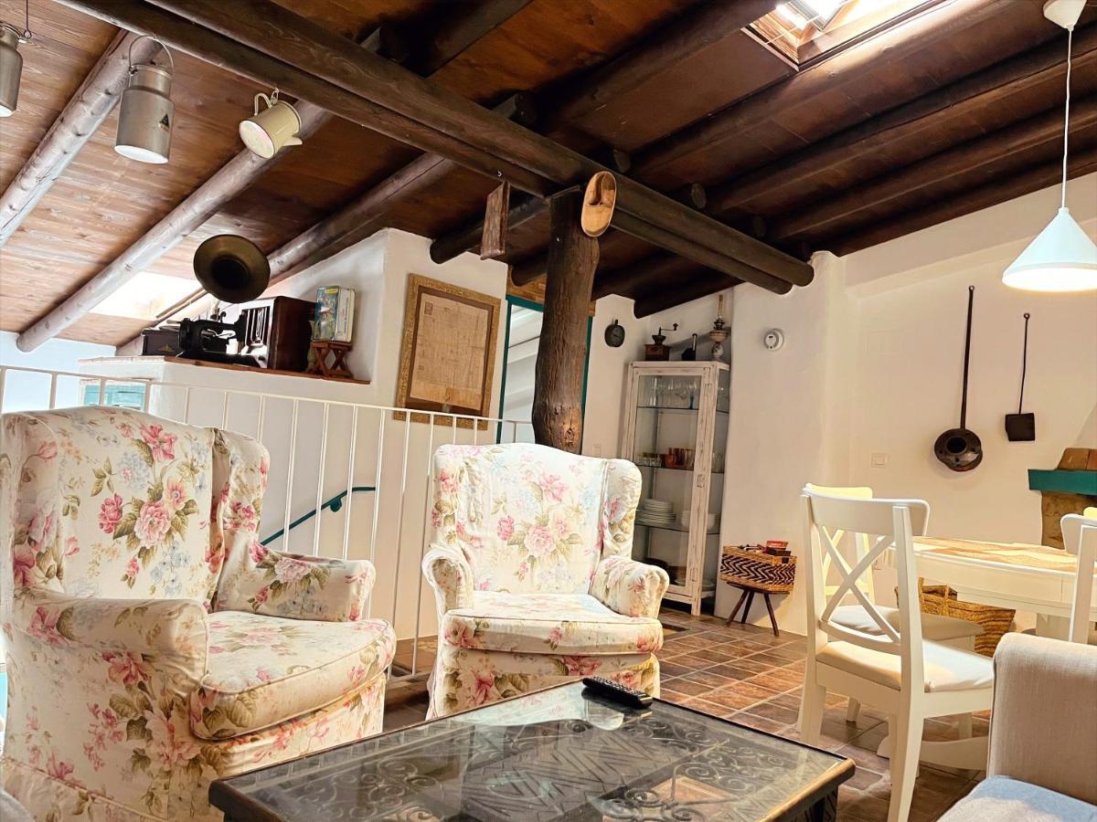 La Apanaora Villa กาลาโรซา ภายนอก รูปภาพ